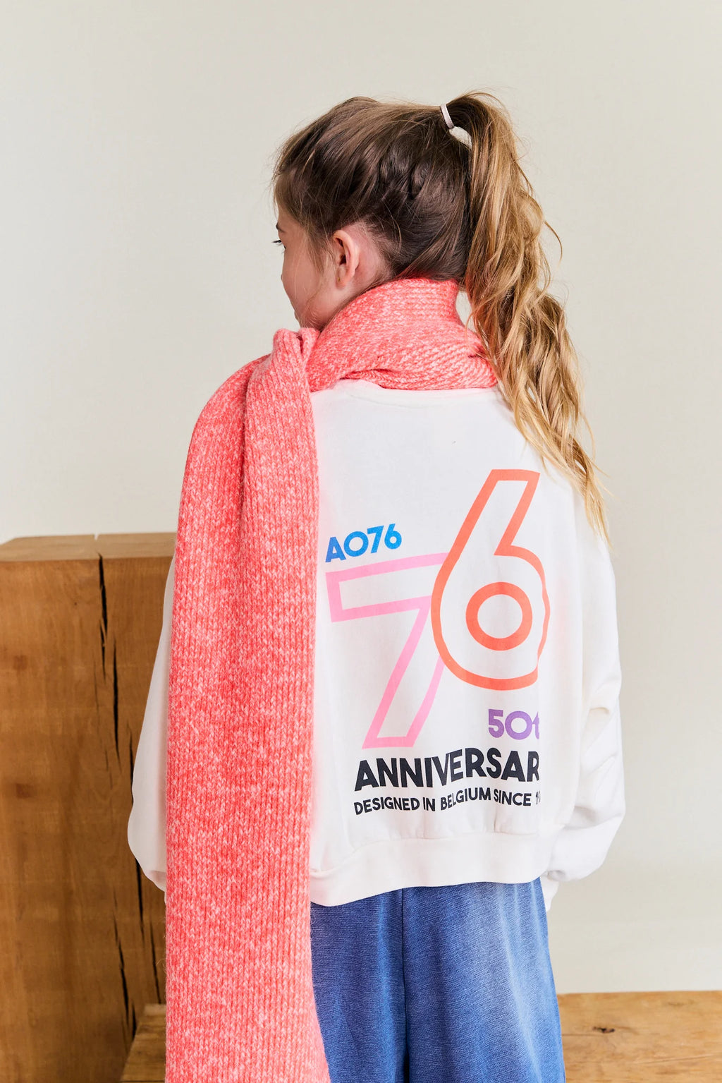 A076 - tess scarf